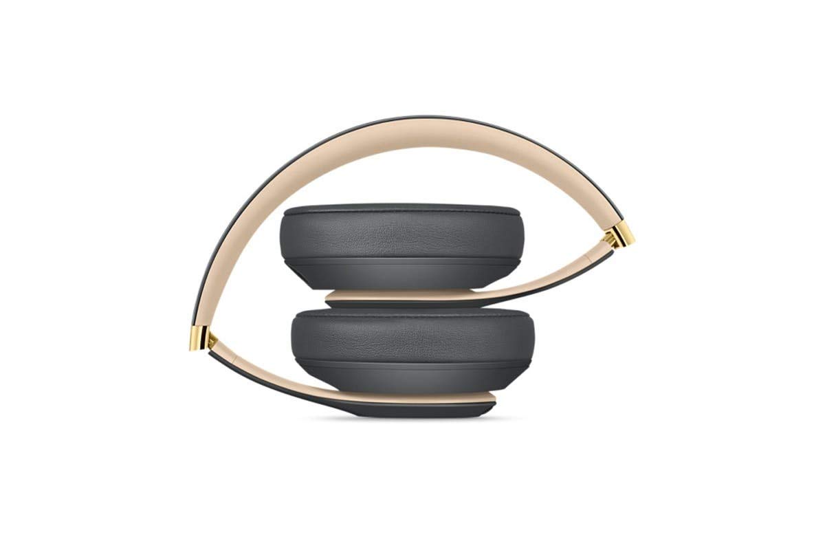 Beats Studio3 Wireless Over-Ear Headphones (Shadow Gray) : Amazon